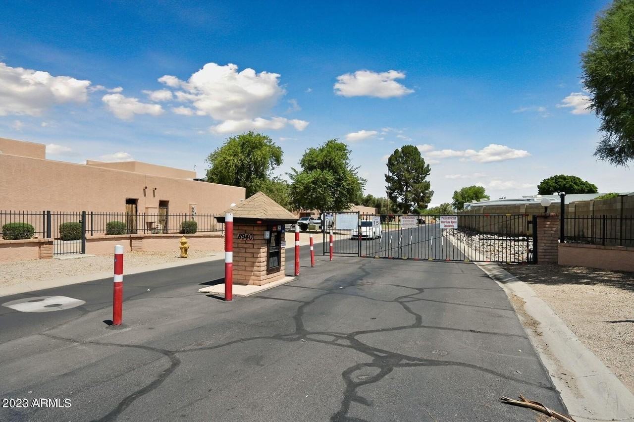 8940 W Olive Ave Unit 26 #26 - Photo 6 of 25