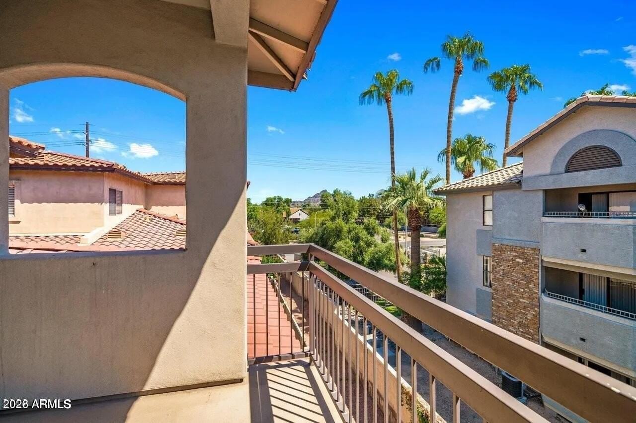 2019 E Campbell Ave Unit 118 #118 - Photo 3 of 14