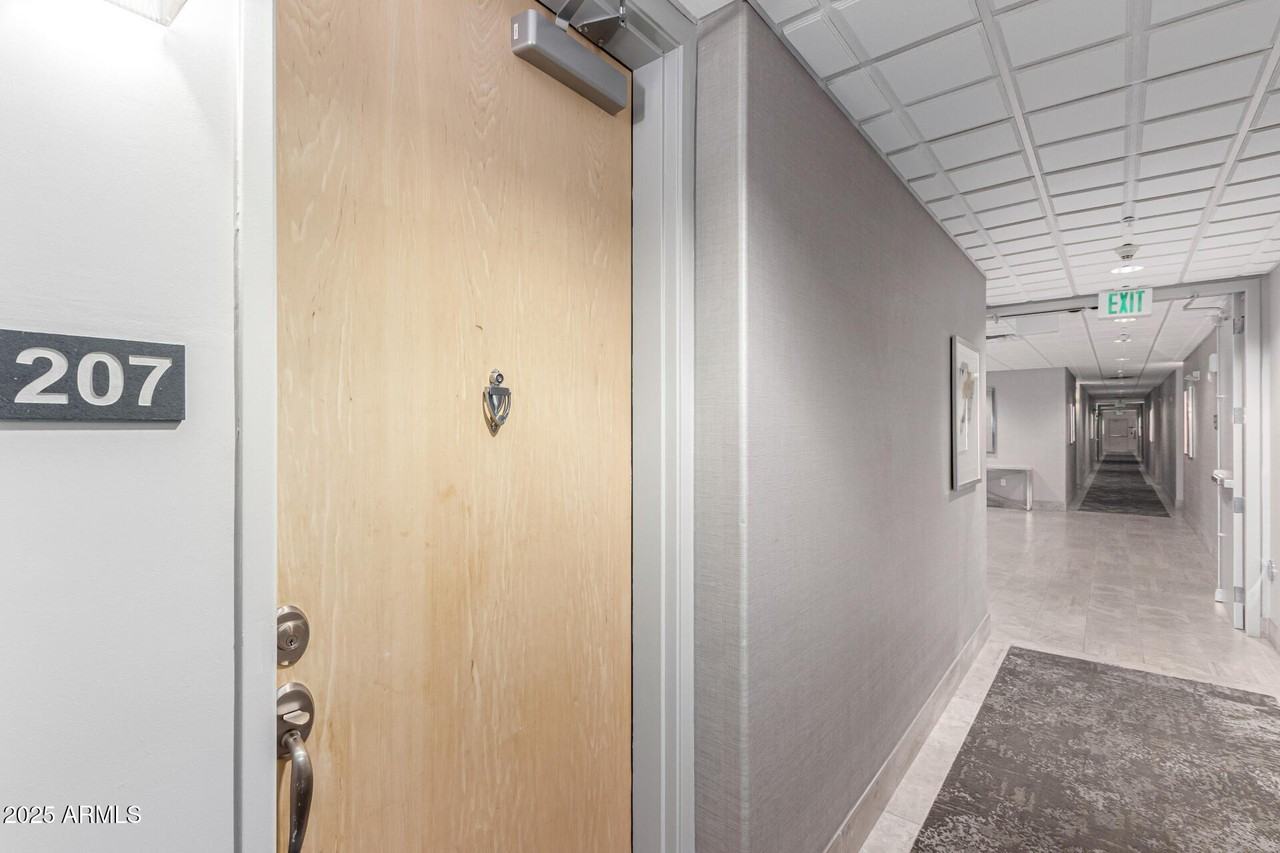 2302 N Central Ave Unit 207 #207 - Photo 5 of 37