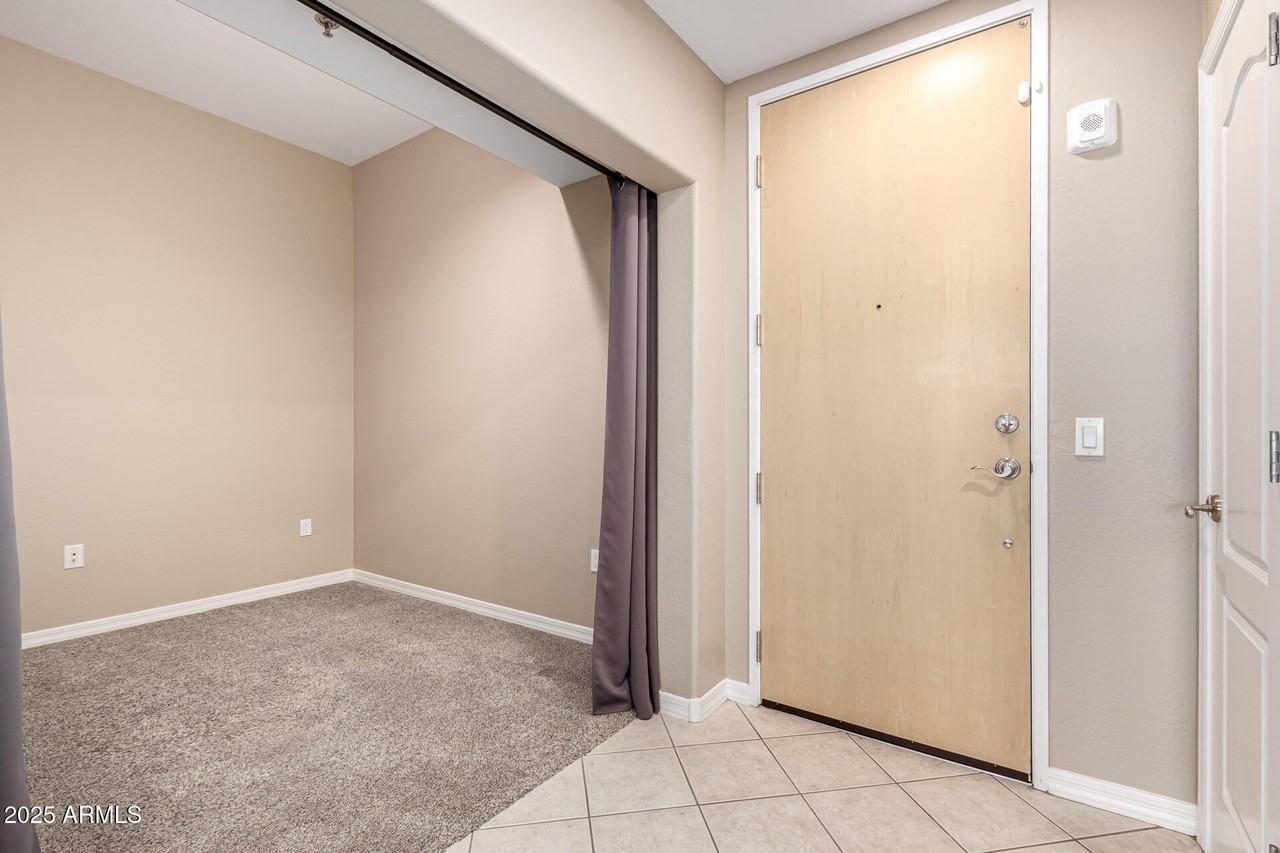 2302 N Central Ave Unit 207 #207 - Photo 7 of 37