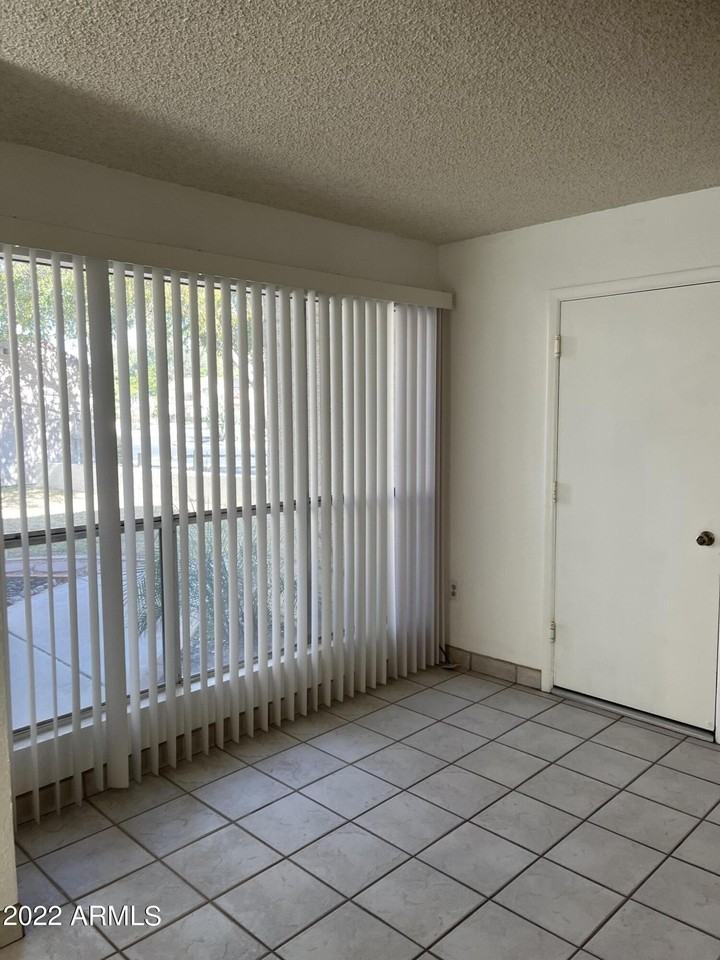 1524 N Apache Dr - Photo 7 of 19