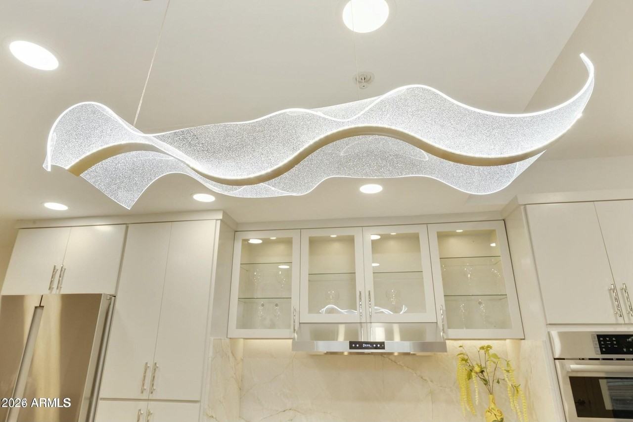 7161 E Rancho Vista Dr Unit 3002 #3002 - Photo 7 of 38