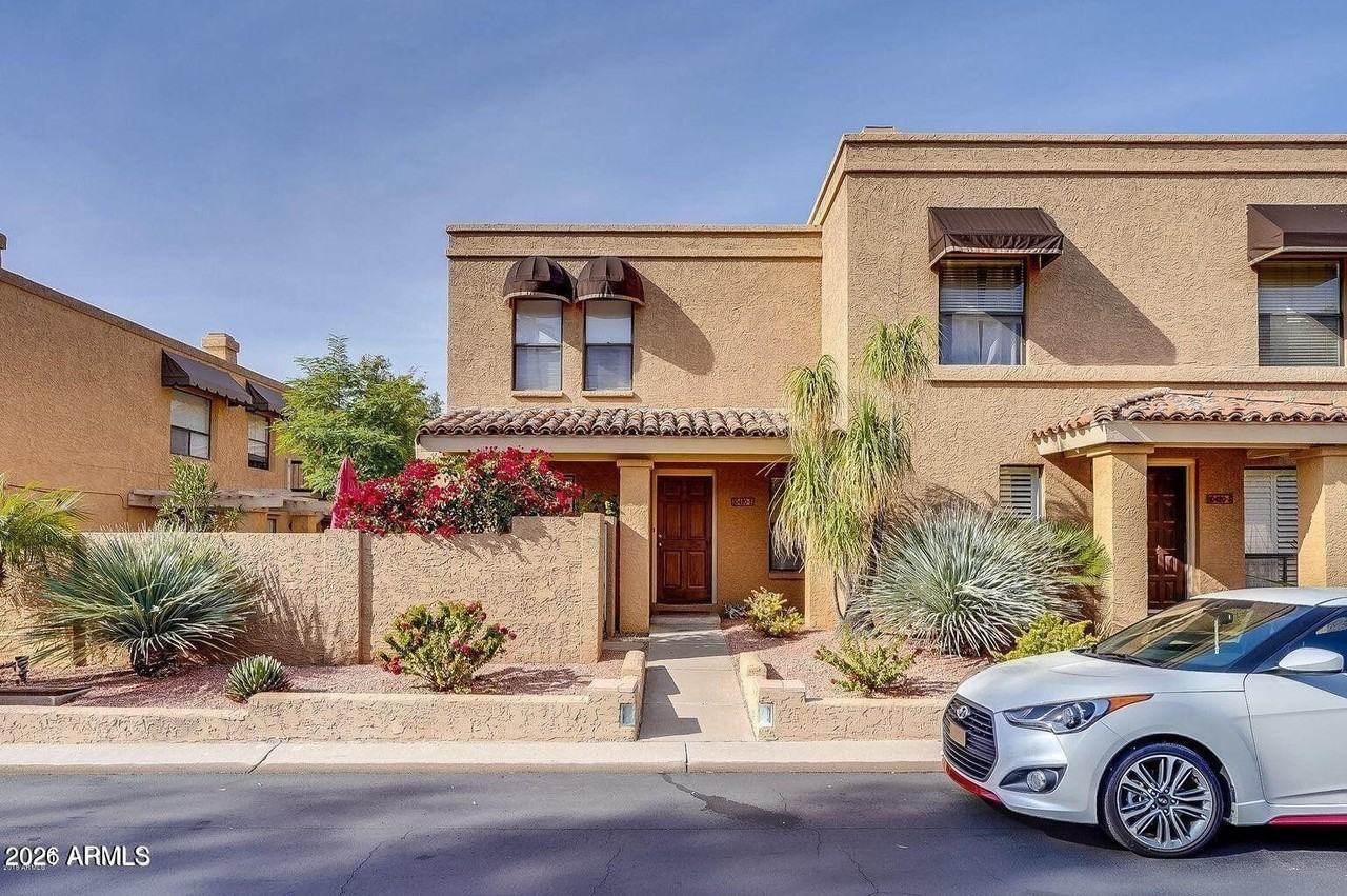 10420 N 11th Pl Unit 2 #2 - Photo 4 of 28