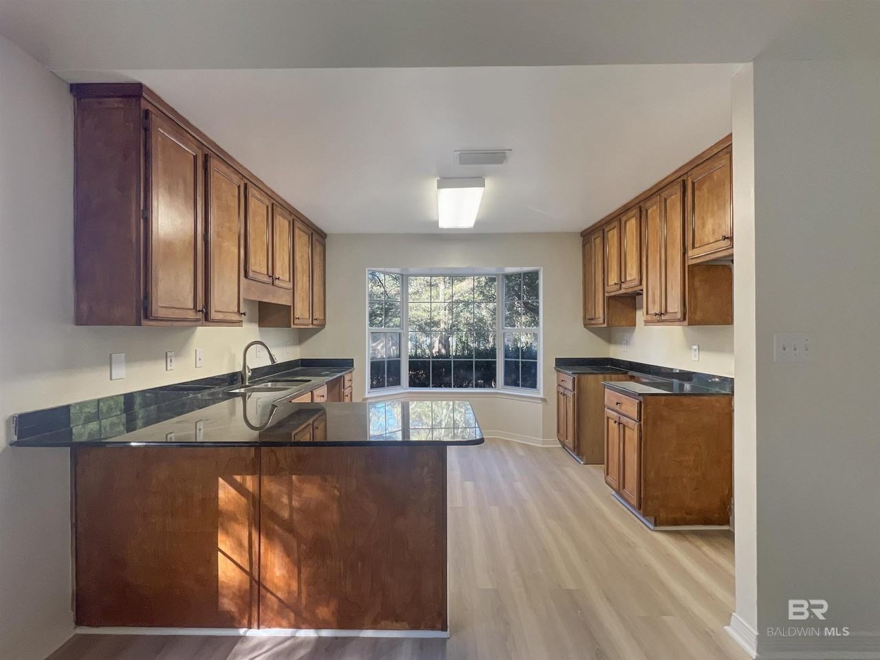 3 Twin Echo Ct #B - Photo 3 of 10