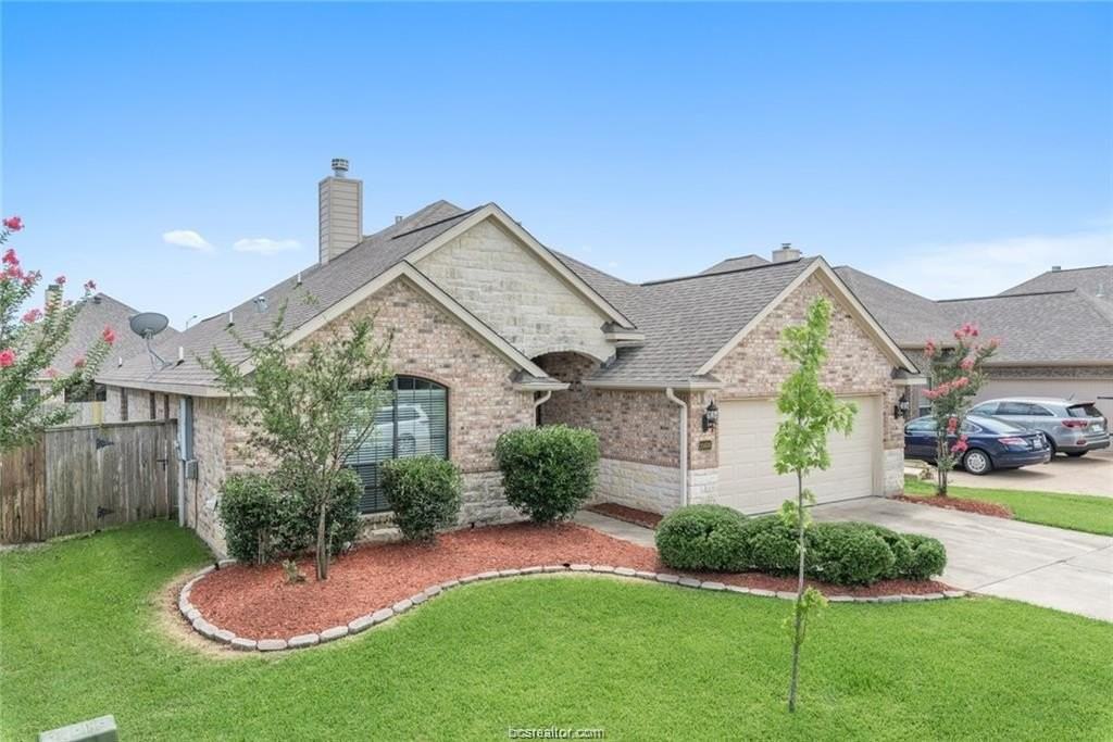 15606 Wood Brook Ln - Photo 2 of 18