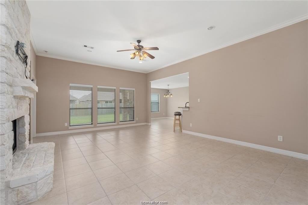 15606 Wood Brook Ln - Photo 4 of 18