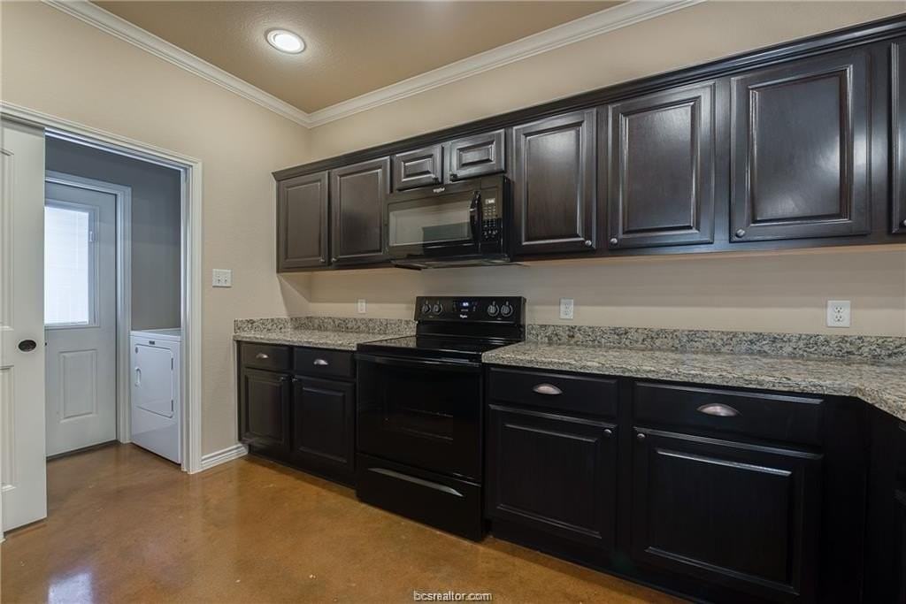 322 Newcomb Ln - Photo 5 of 20