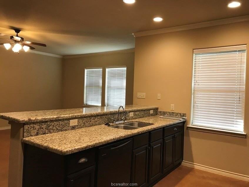 3320 Cullen Trl - Photo 5 of 16