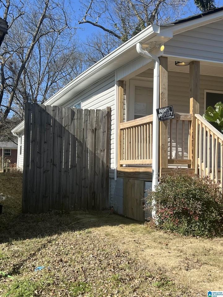 2710 17th St S - Photo 2 of 16