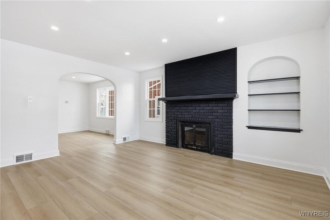 219 Louvaine Dr - Photo 5 of 37