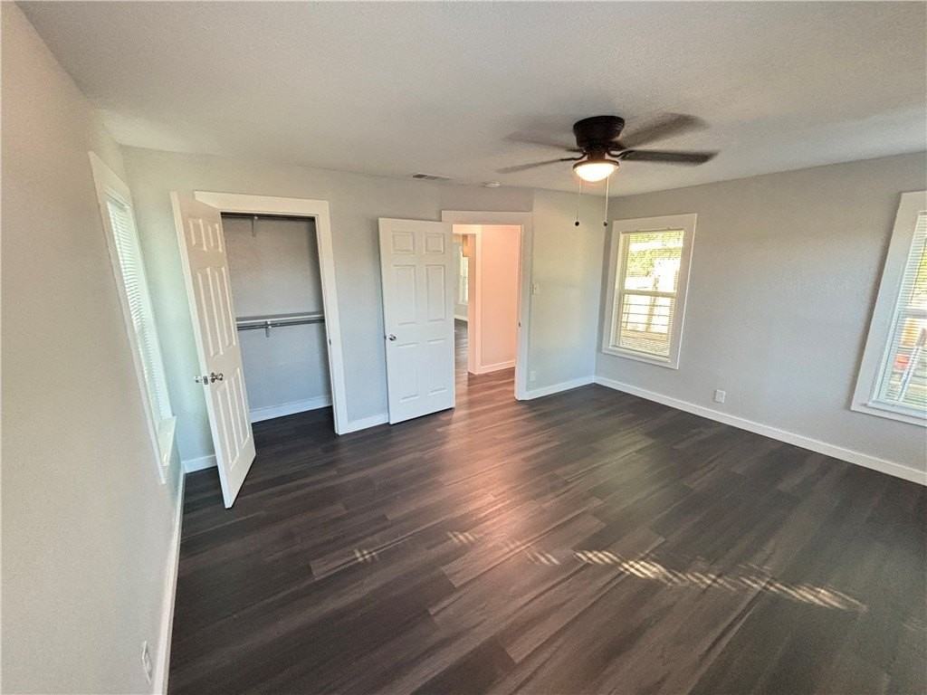 417 Robert Dr - Photo 7 of 9