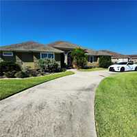 featured image of 8417 Lago Vista Dr