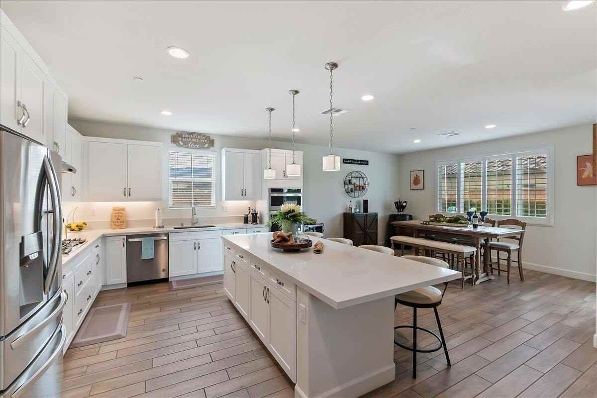 58179 Aragon Way - Photo 5 of 35