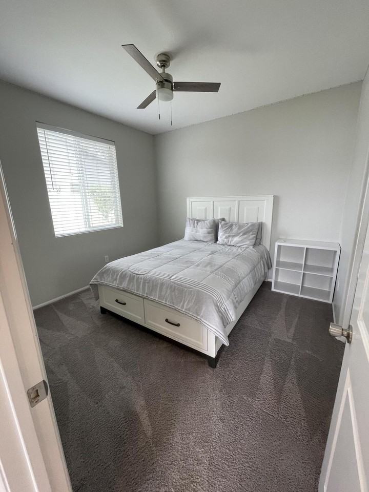 82798 Longfellow Ct - Photo 3 of 15