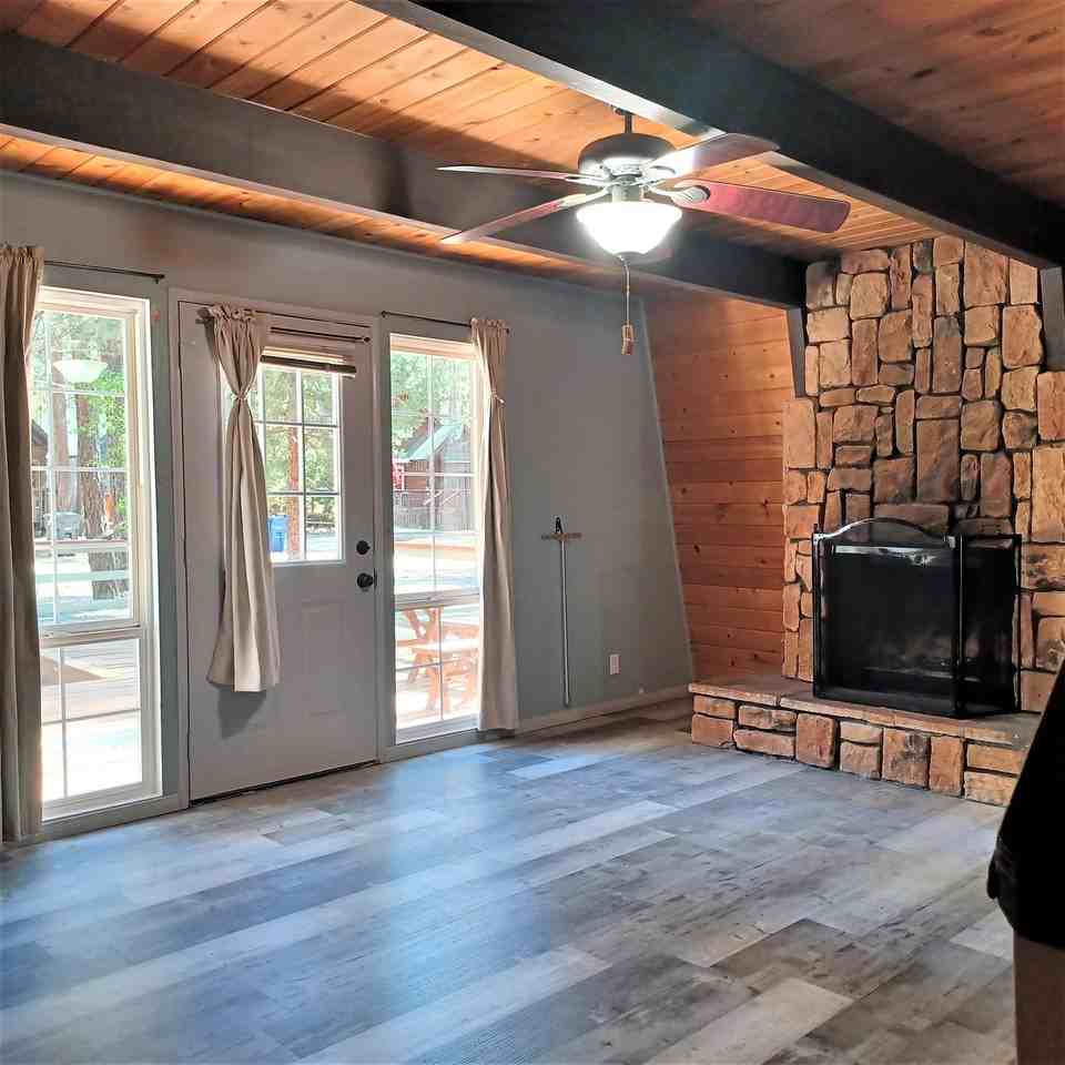 817 W Rainbow Blvd - Photo 3 of 7