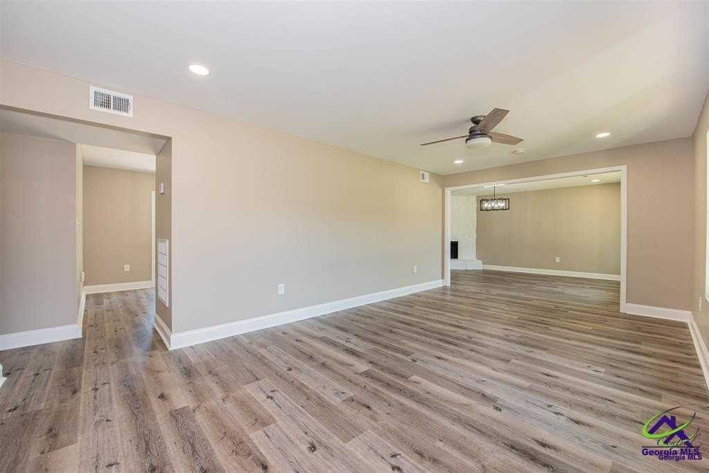 401 Feagin Mill Rd - Photo 3 of 29