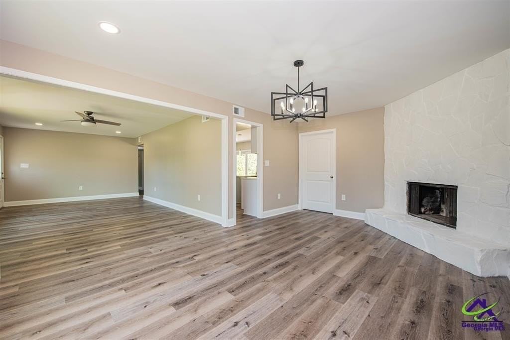 401 Feagin Mill Rd - Photo 5 of 29