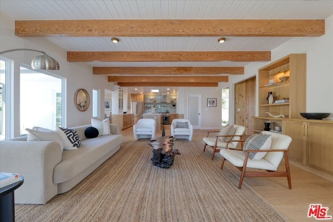 211 Bellino Dr - Photo 6 of 50