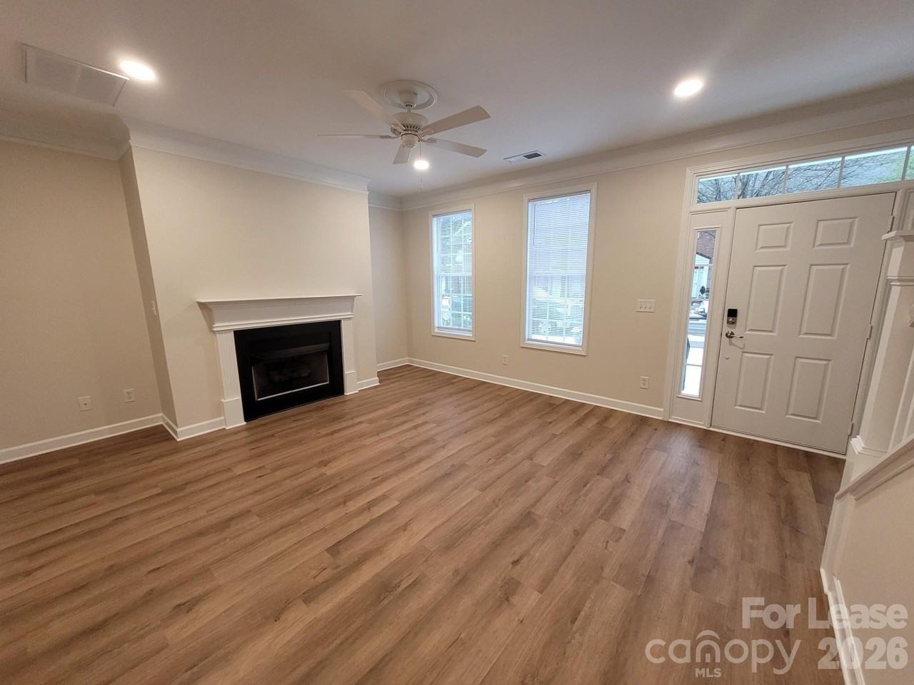 121 Singleton Rd - Photo 3 of 13