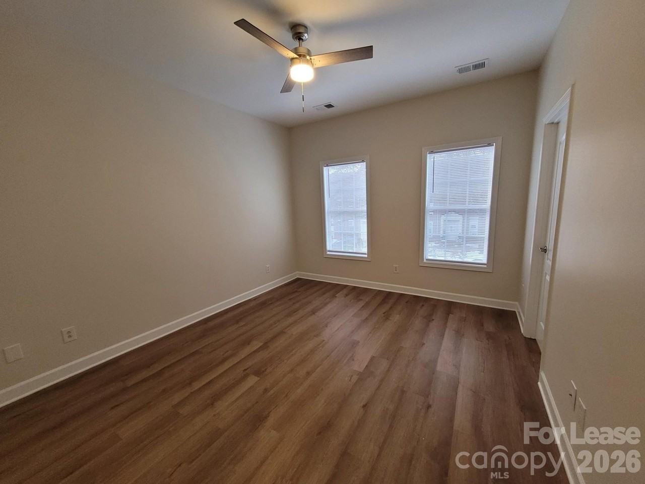 121 Singleton Rd - Photo 7 of 13