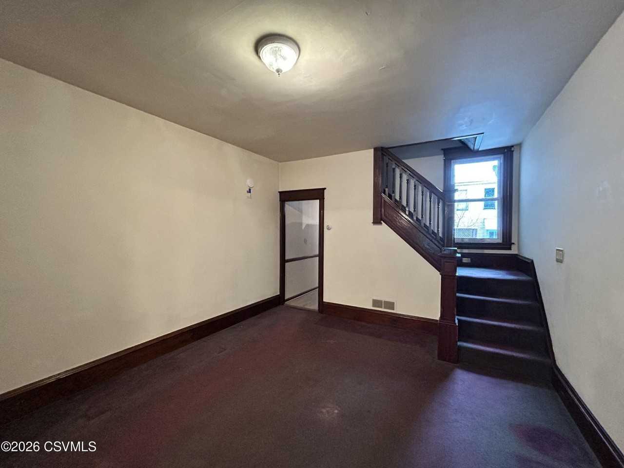 124 Birch St - Photo 6 of 24