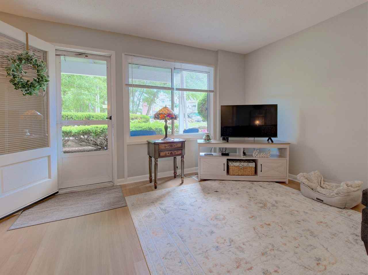 281 Gardner Ave Unit K2 #K2 - Photo 4 of 17