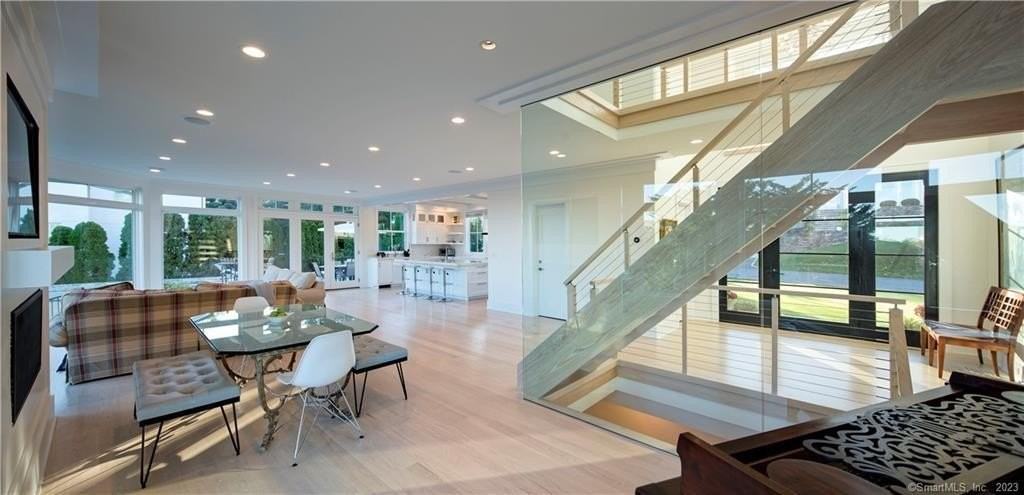 23 Sterling Dr - Photo 4 of 24