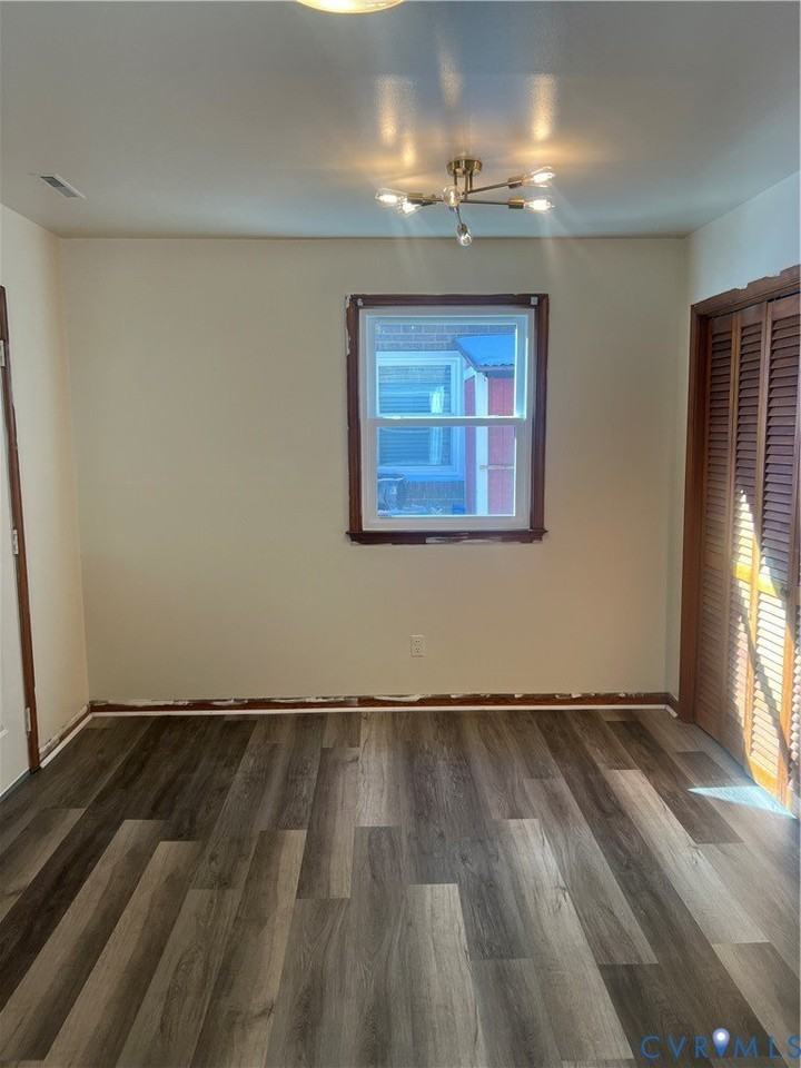 3308 Woodlawn St Unit B #B - Photo 7 of 17