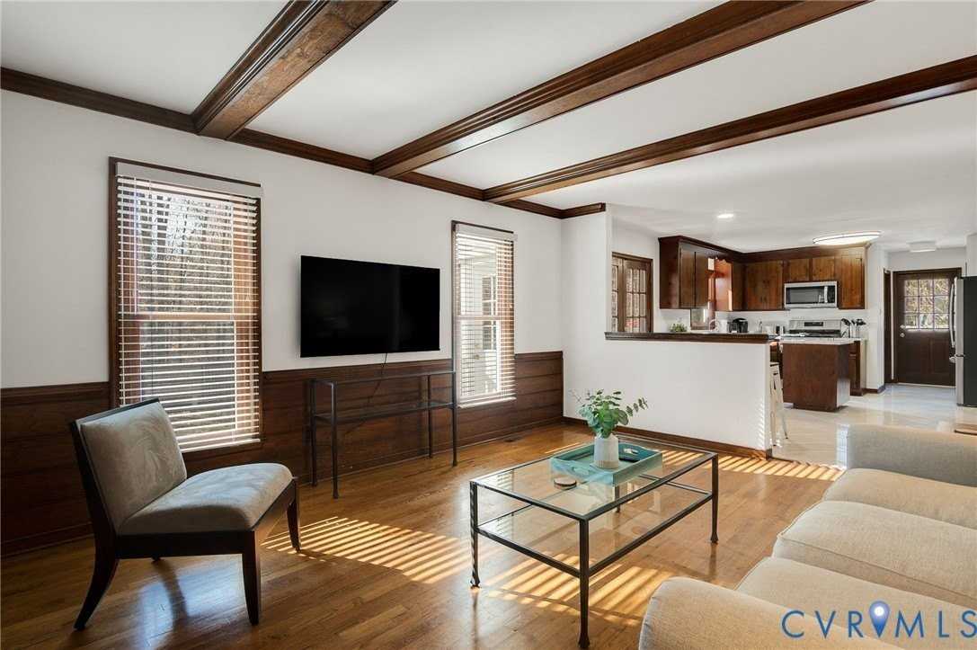 9621 Peppertree Dr - Photo 3 of 34