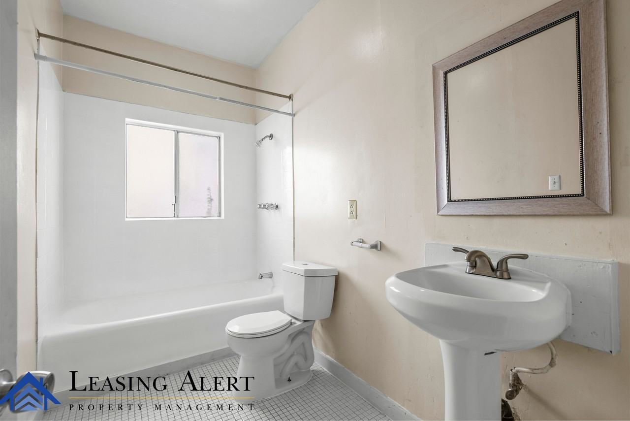 108 S Cummings St #1 - Photo 7 of 15