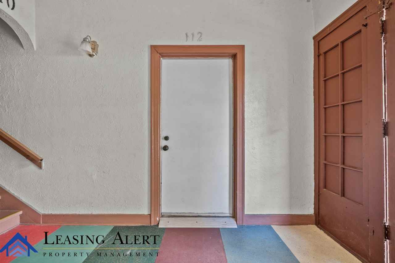 112 S Cummings St #1 - Photo 3 of 15