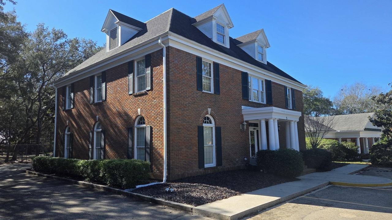 5 Clifford Dr - Photo 4 of 8