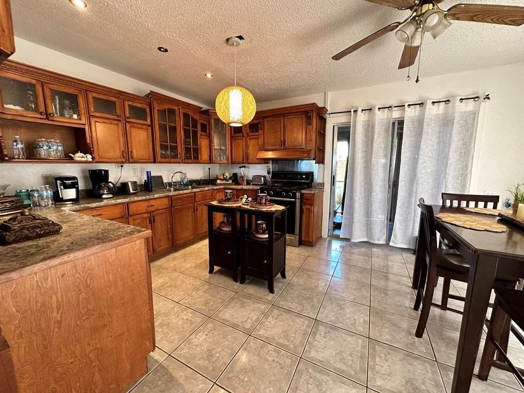 3174 Del Rio Blvd - Photo 4 of 8