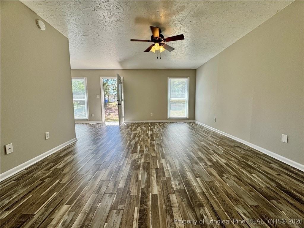 3323 Balero Ct - Photo 4 of 16