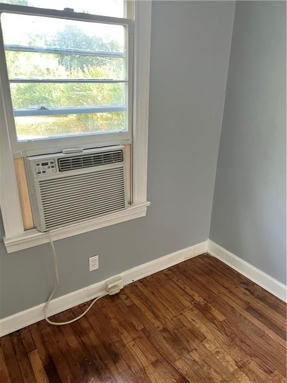 1540 Burton Ave - Photo 2 of 23