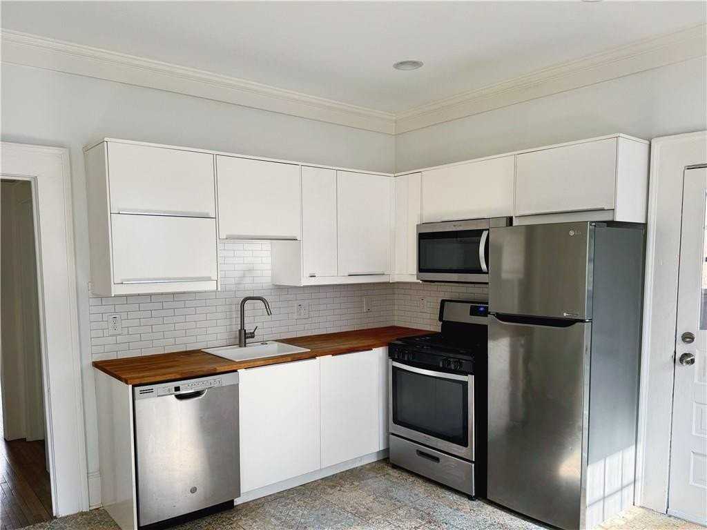 471 Page Ave Ne Unit 1 #1 - Photo 2 of 12