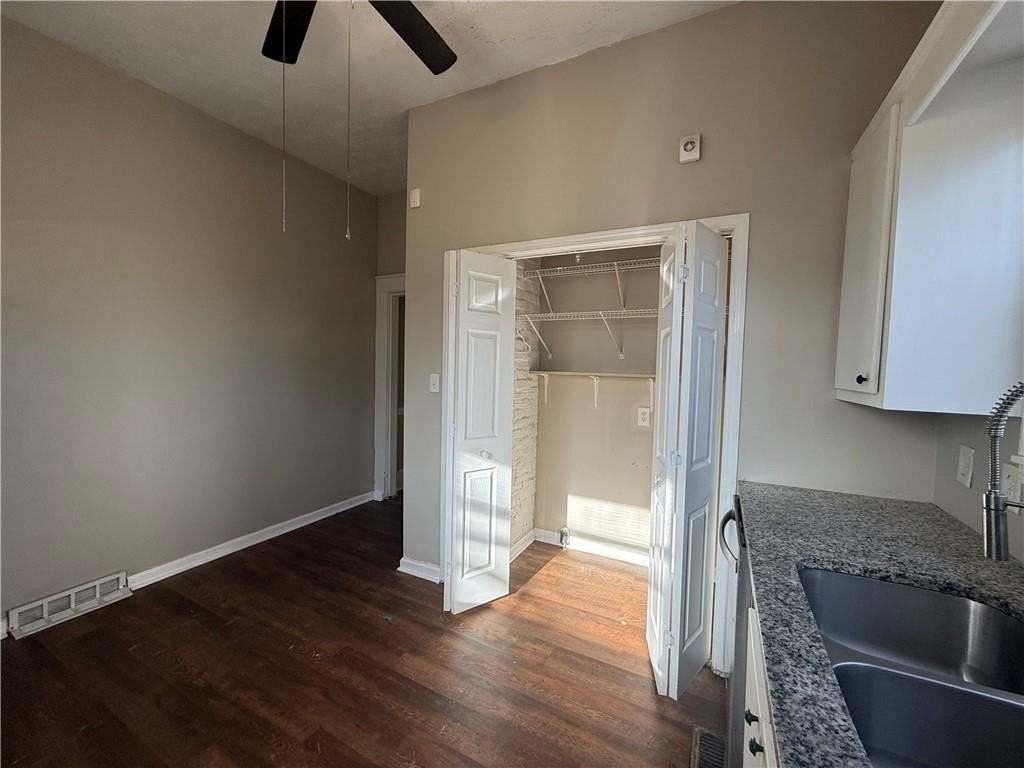 2 Myrtle Dr - Photo 4 of 10