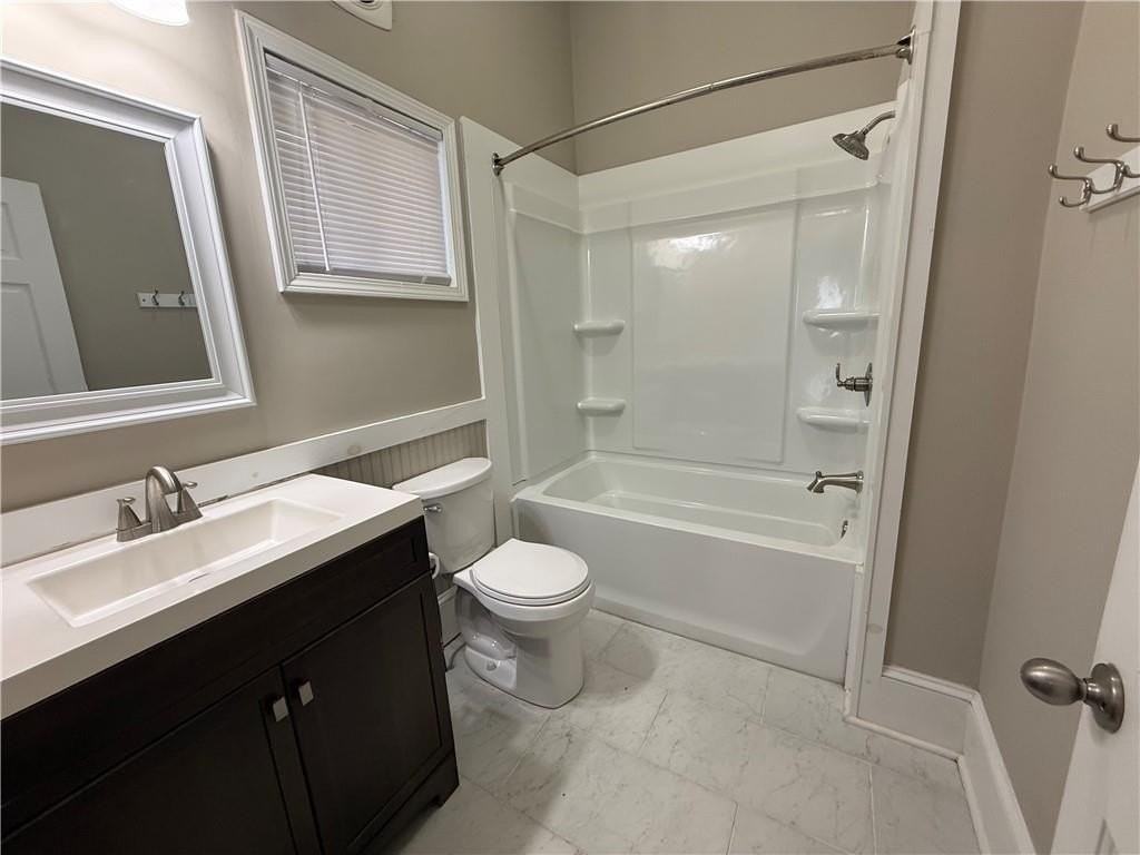 2 Myrtle Dr - Photo 7 of 10