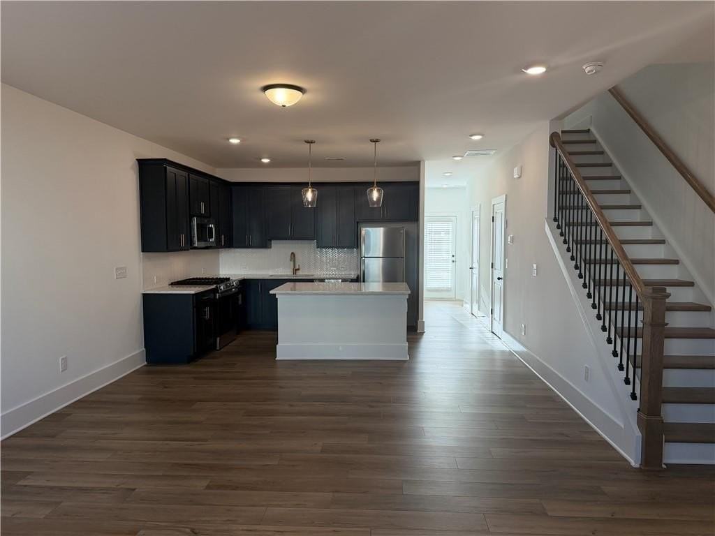 1605 Aeslin Dr Nw - Photo 3 of 36