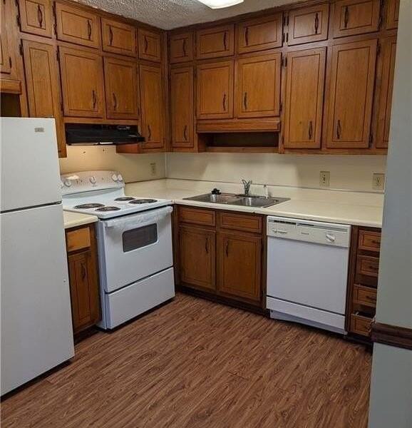 5358 Ridgemere Ct - Photo 4 of 9