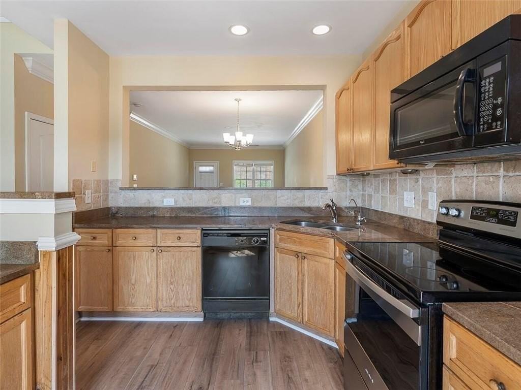 1929 Hoods Fort Cir Nw Unit 28 #28 - Photo 7 of 37