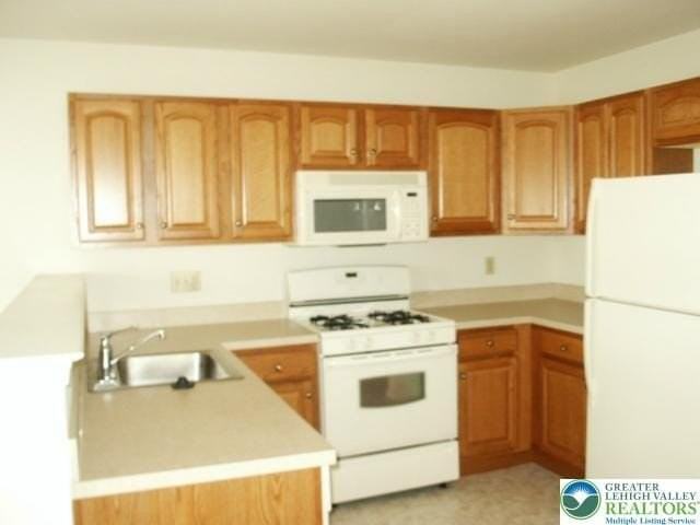 3626 Clauss Dr - Photo 4 of 24