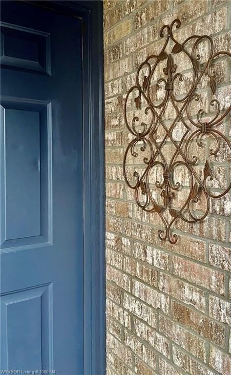 2881 Oakview Rd - Photo 4 of 22