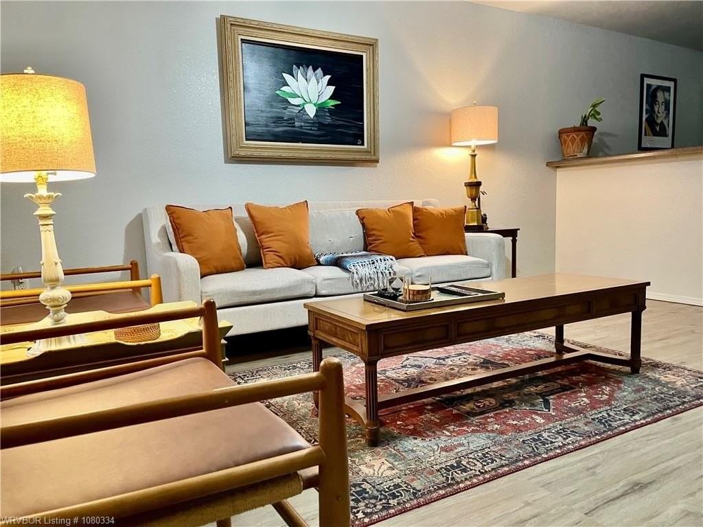 2881 Oakview Rd - Photo 5 of 22