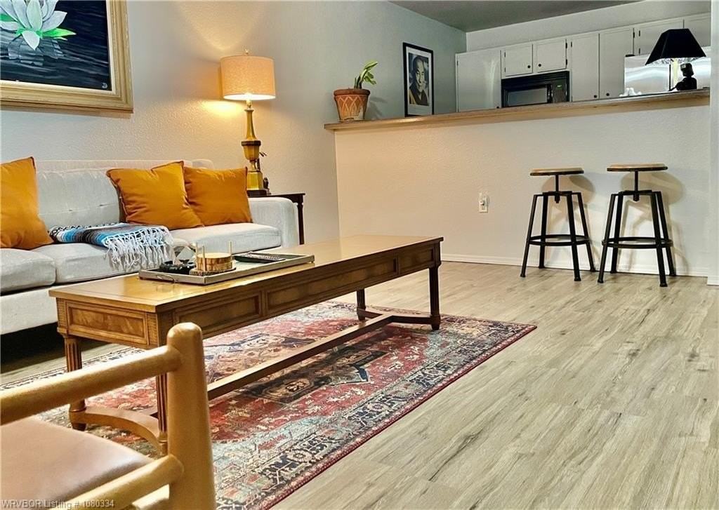 2881 Oakview Rd - Photo 6 of 22