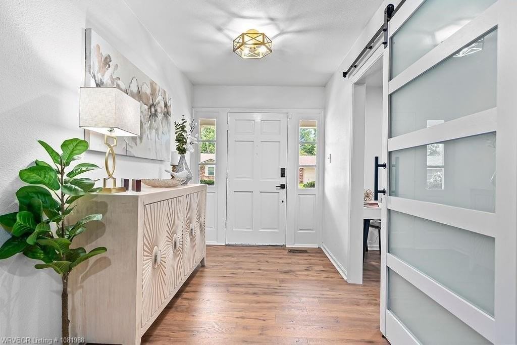 4508 Victoria Dr - Photo 5 of 50