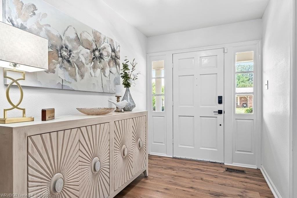 4508 Victoria Dr - Photo 6 of 50