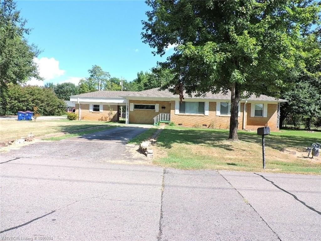 4801 S 28th St - Photo 2 of 20