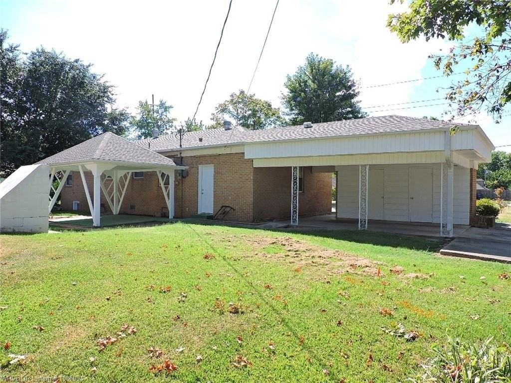 4801 S 28th St - Photo 3 of 20