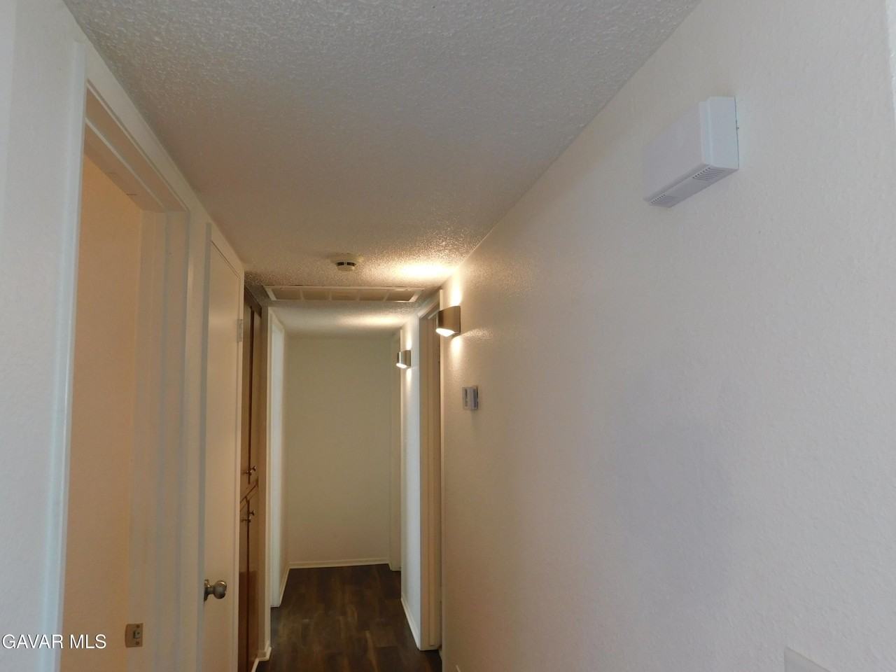 9236 Bay Ave - Photo 7 of 17